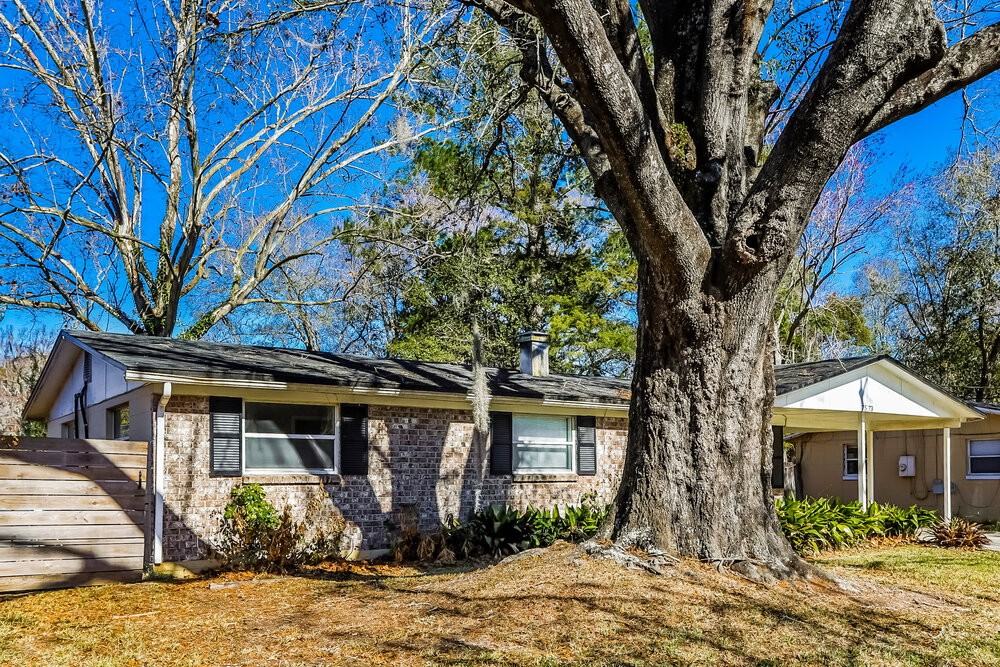 7573 Patrice Ct - Photo 4 of 16