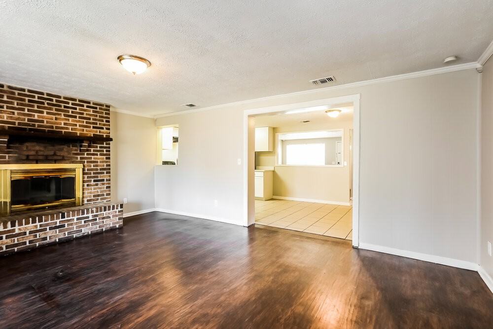 7573 Patrice Ct - Photo 5 of 16