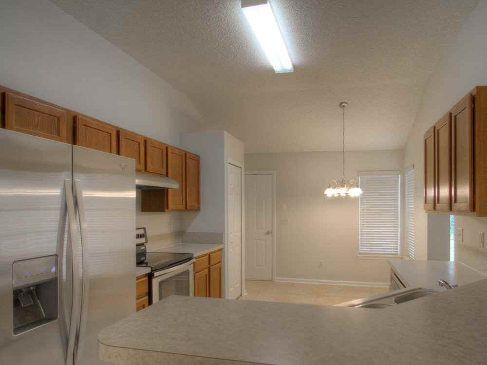 2916 Brittany Bluff Dr - Photo 5 of 15