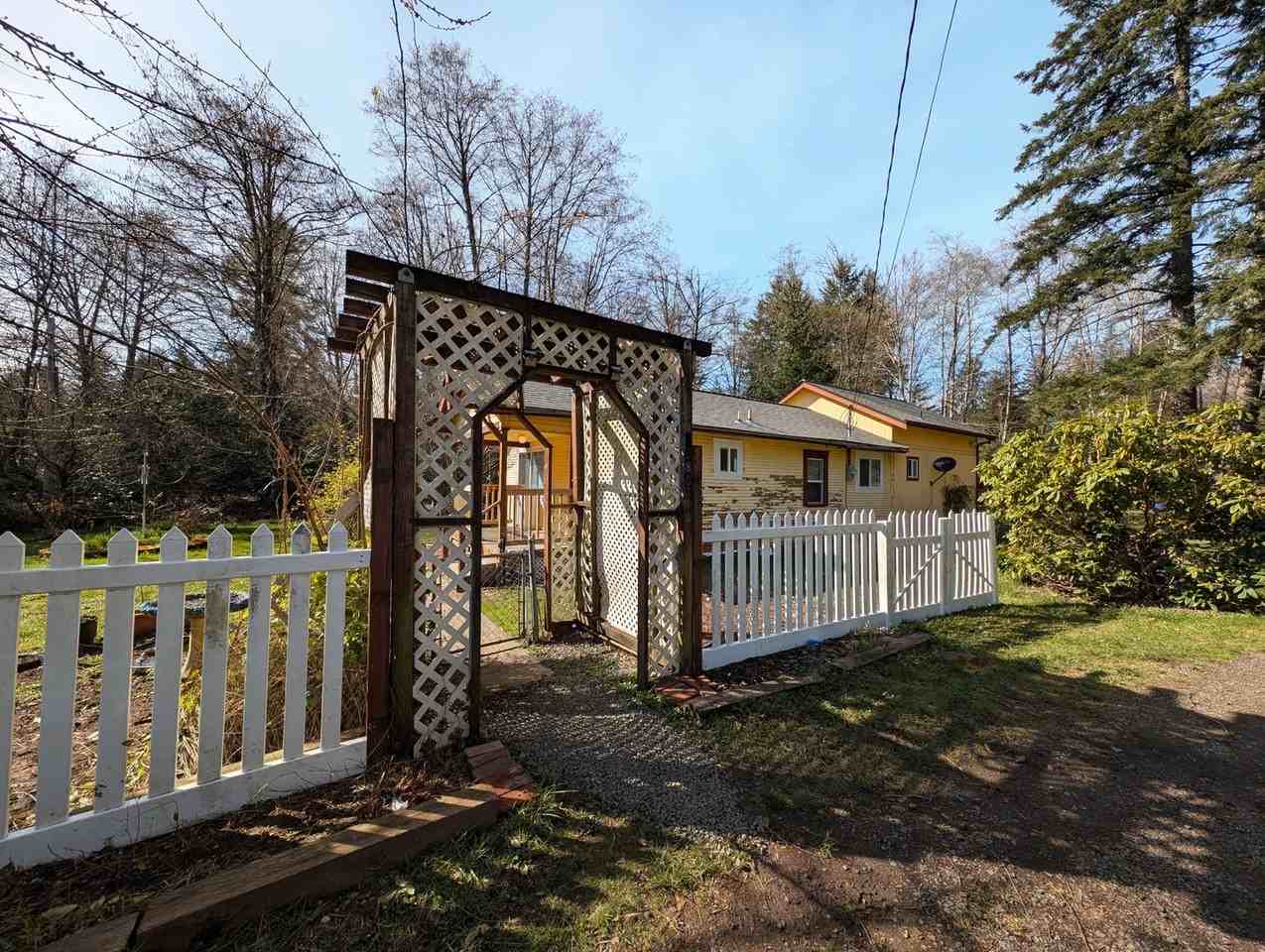 1580 Saddle Club Rd Se - Photo 2 of 26