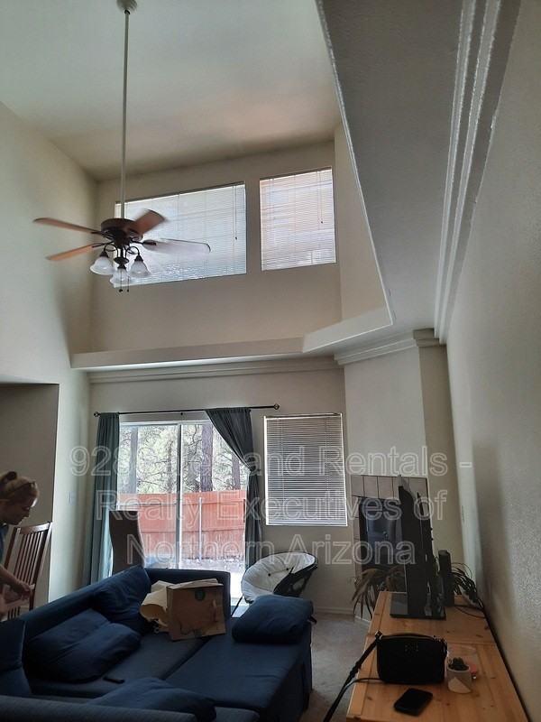 1116 W Overland Pass Dr - Photo 3 of 12