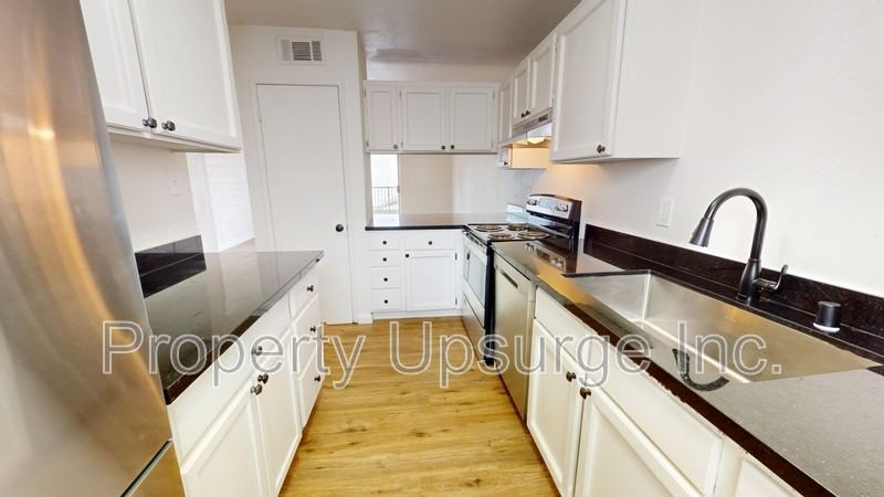 1045 California St - Photo 3 of 27