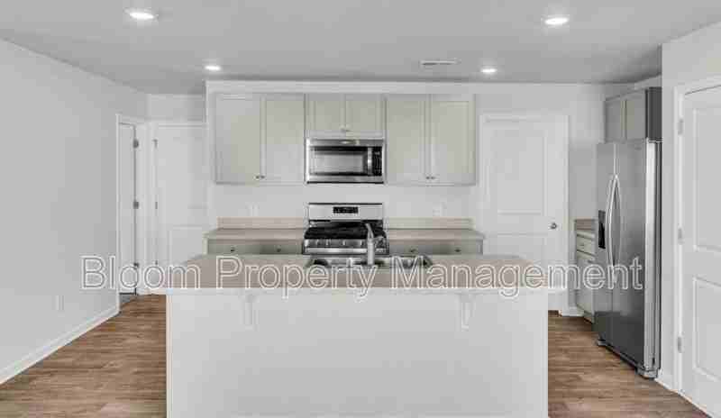 440 White Scallop Way - Photo 7 of 49