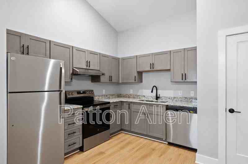 44 Catawba Valley Ct #2 - Photo 3 of 10