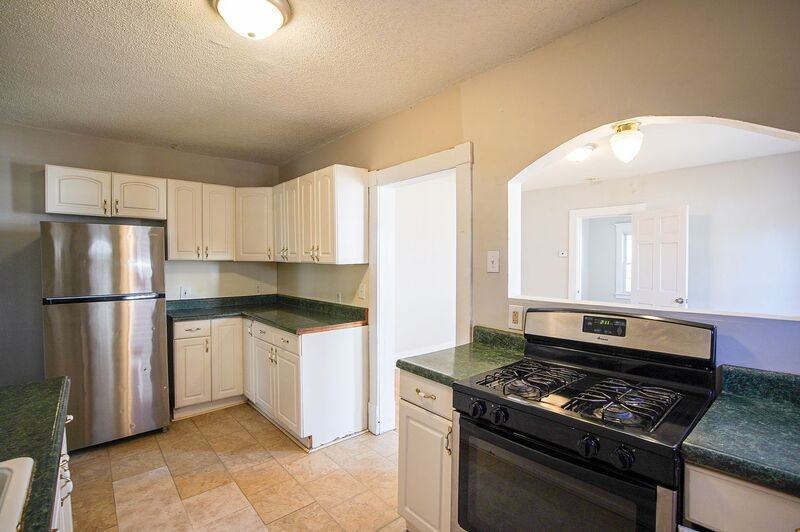 31 Worcester Ave #2 - Photo 2 of 9