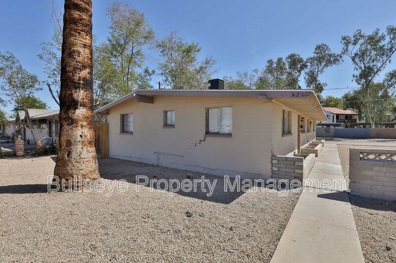 621 S California St #A - Photo 3 of 21
