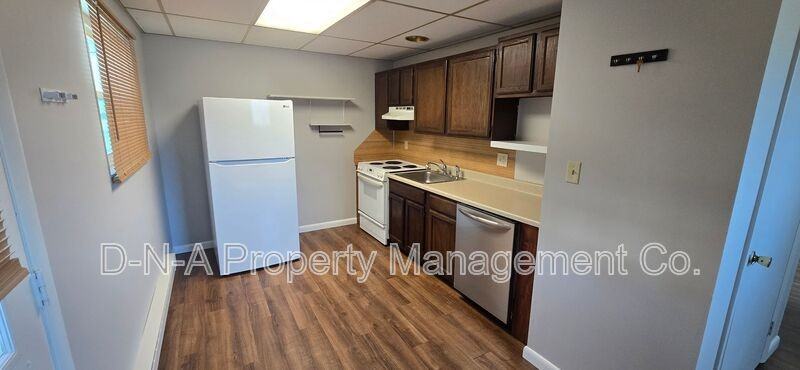 105A S Broadway - Photo 2 of 6