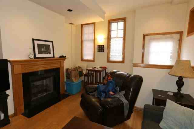 929 W Wolfram St #1 - Photo 7 of 20