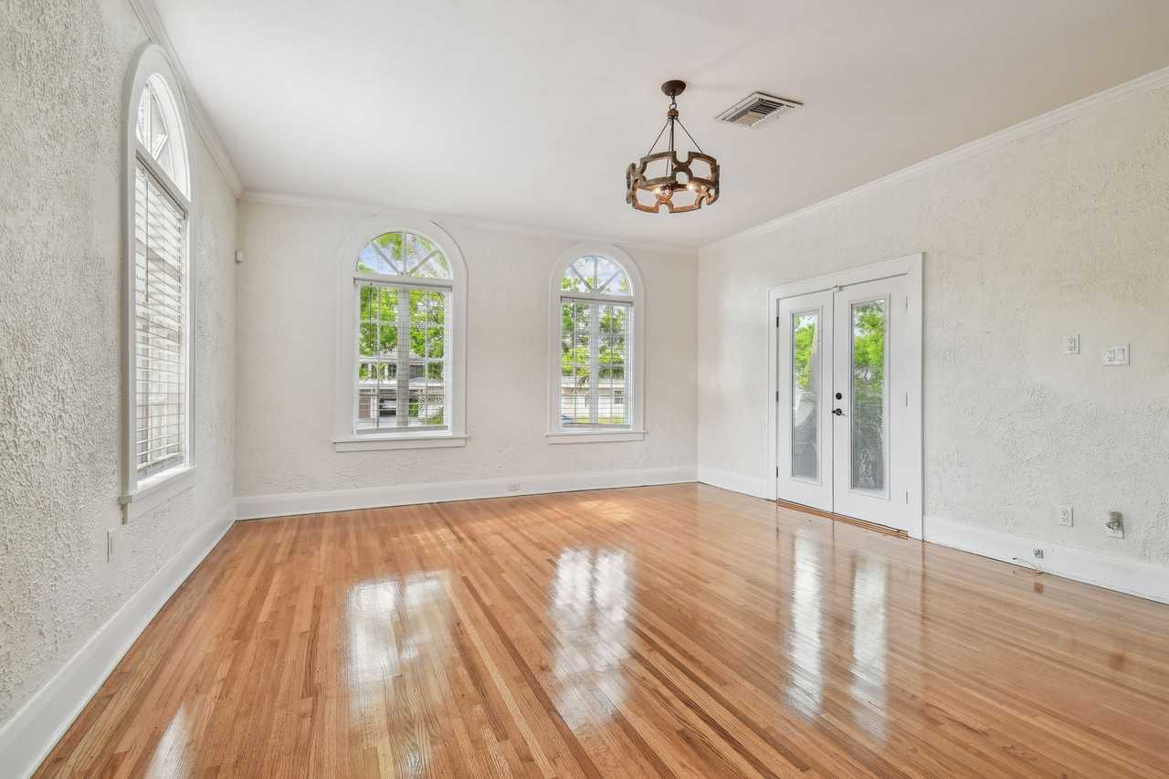 3120 S Julia Cir - Photo 7 of 50