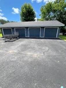 704 8Th St N - Photo 3 of 3