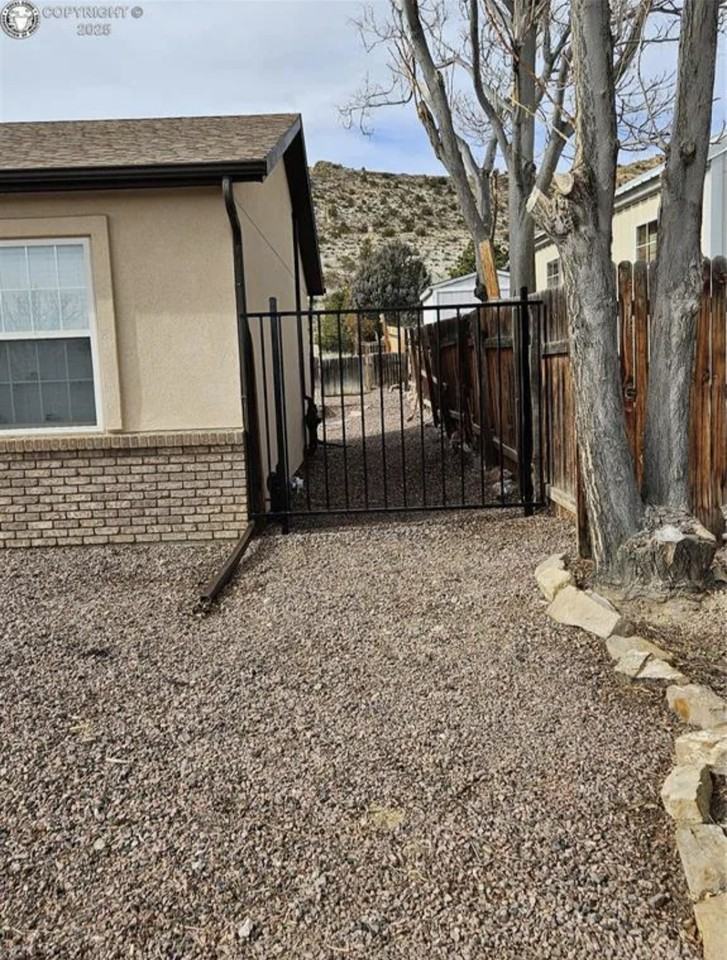 2307 N 5th St #NA - Photo 2 of 15