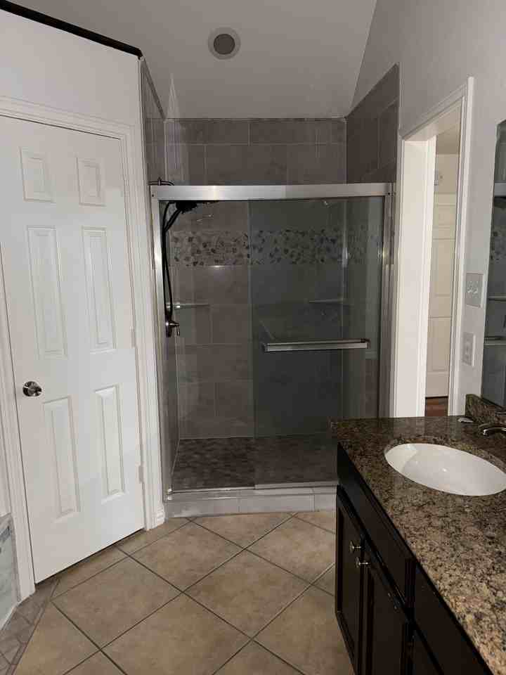 912 Smokerise Cir #NA - Photo 3 of 15