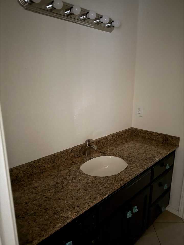 912 Smokerise Cir #NA - Photo 4 of 15