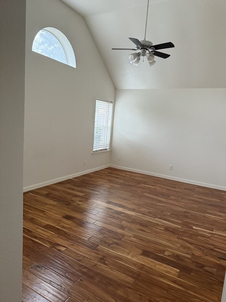 912 Smokerise Cir #NA - Photo 7 of 15