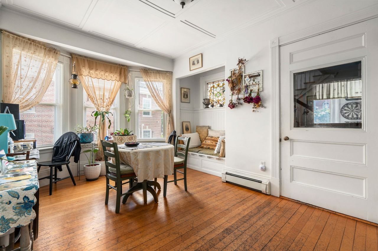 701 Cambridge St #A - Photo 5 of 19