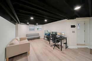 5009 W Montrose Ave - Photo 1 of 1