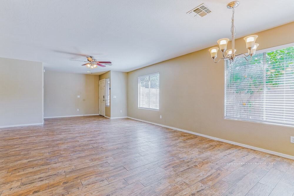 2053 W Hayden Peak Dr - Photo 4 of 16