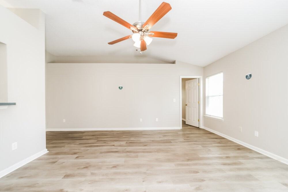 2429 Egrets Glade Dr - Photo 4 of 16