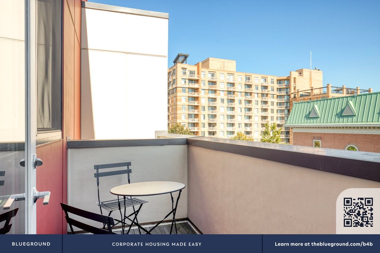 3110 10th Street North - Photo 6 of 41