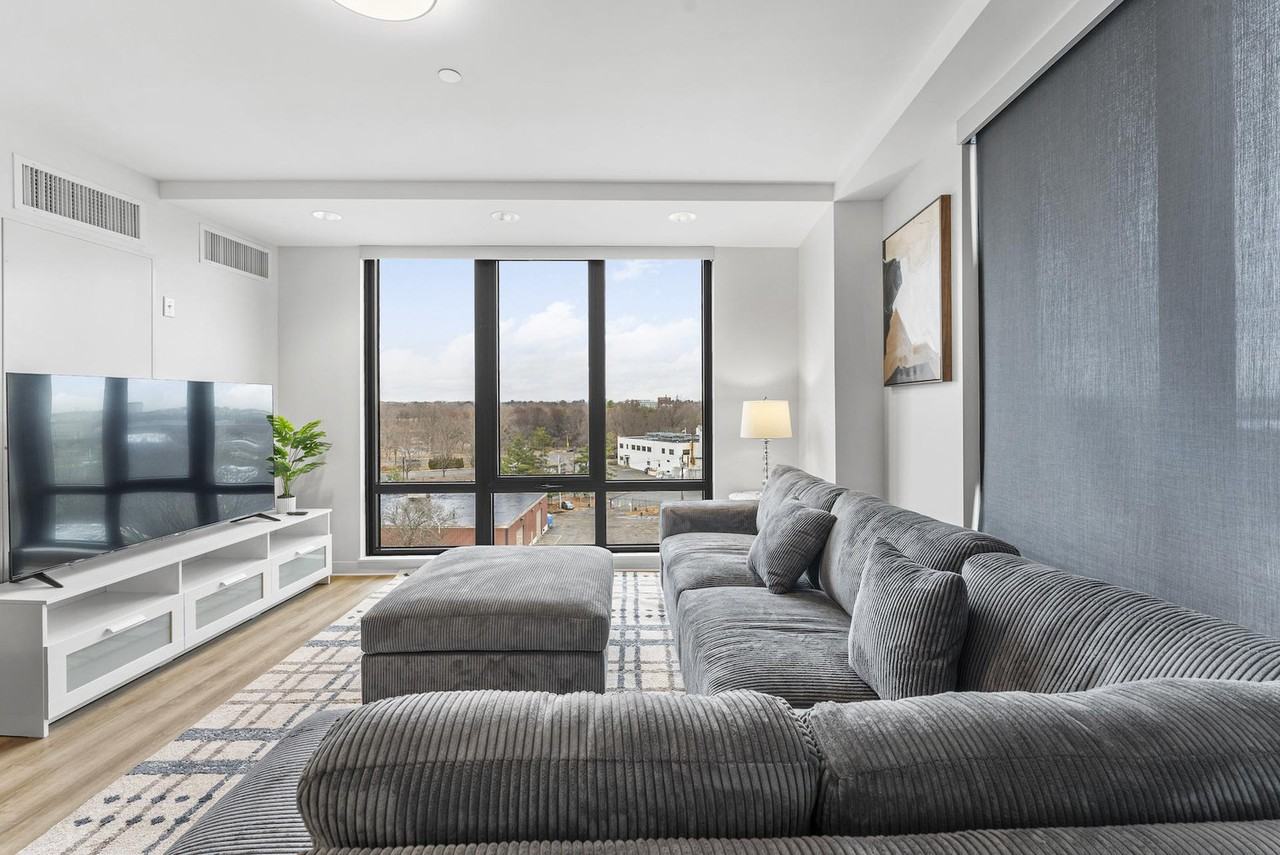 280 Western Ave #1240298P - Photo 3 of 30