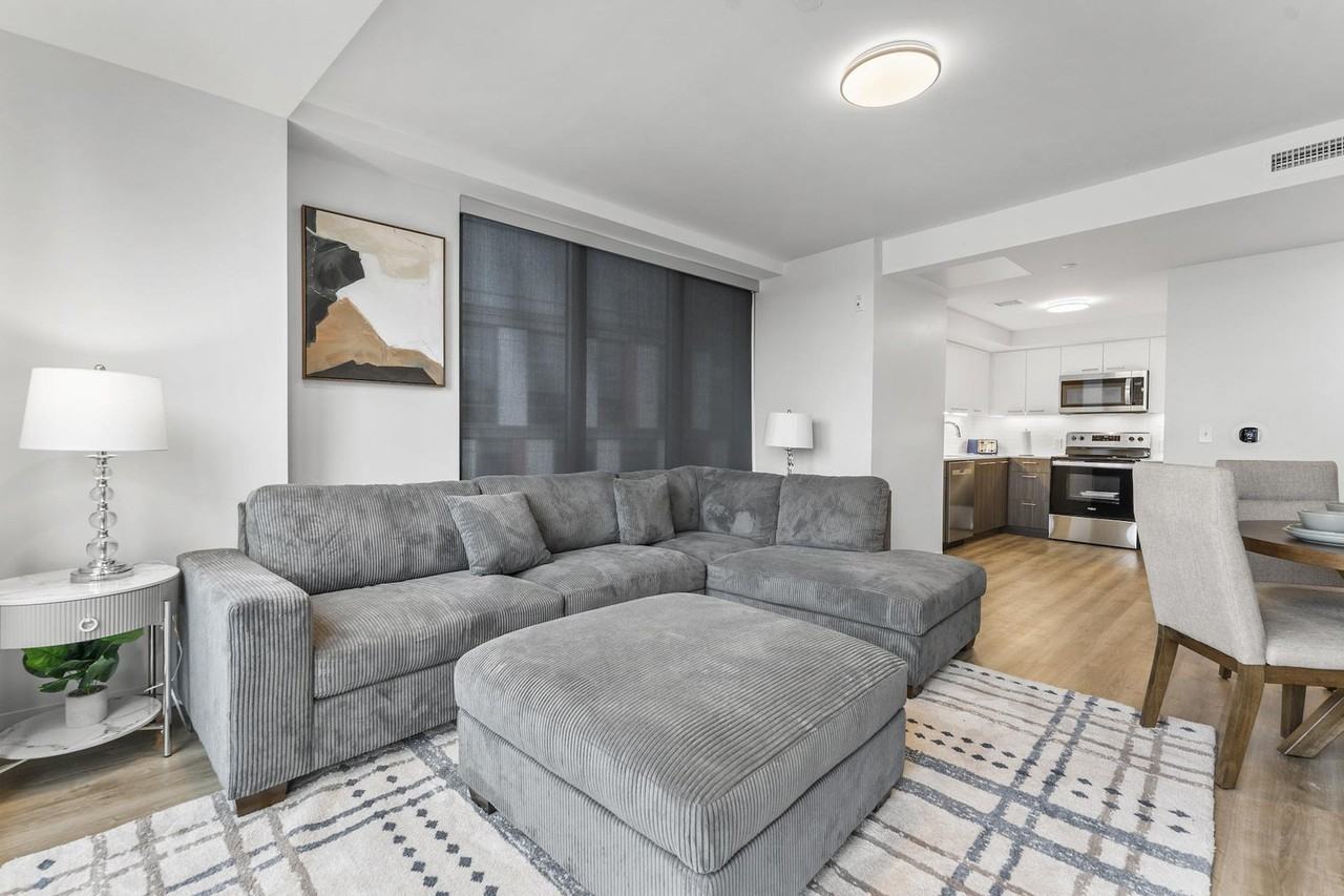 280 Western Ave #1240298P - Photo 5 of 30