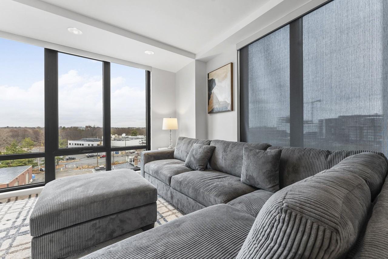 280 Western Ave #1240298P - Photo 7 of 30