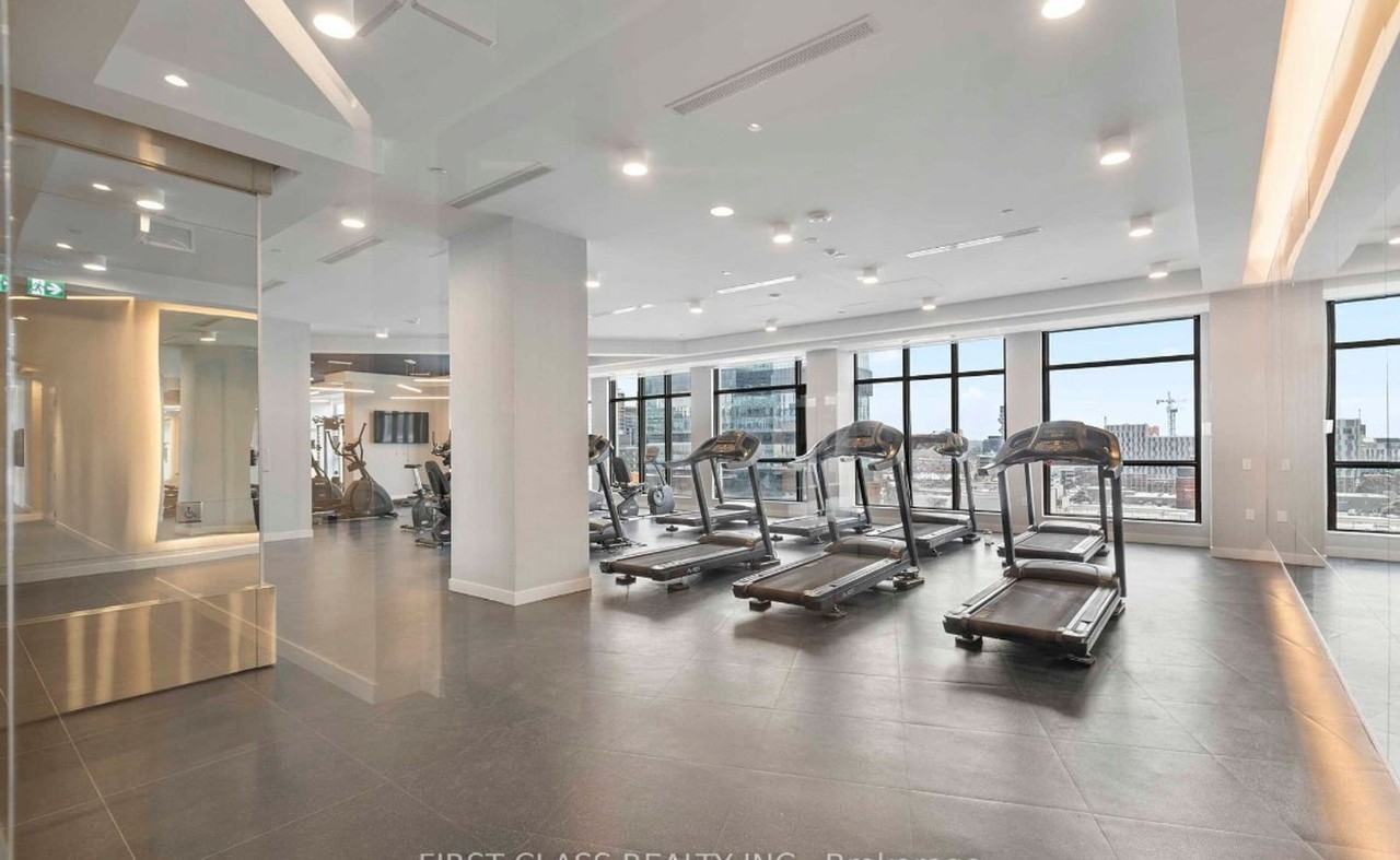 177 Front St E #1067474P - Photo 5 of 13