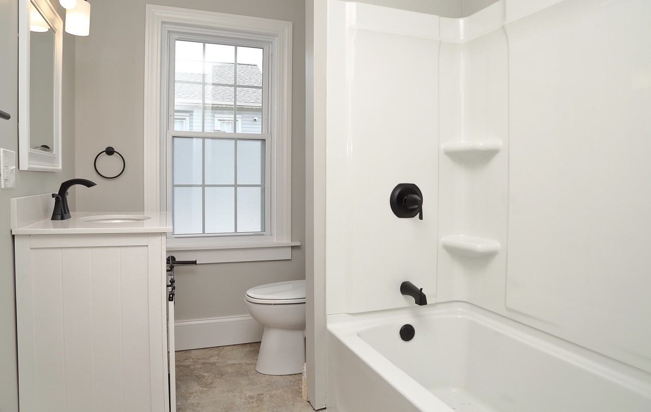 139 E State St - Photo 2 of 22