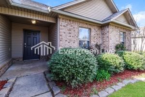 featured image of 13913 Magnolia Glen Dr