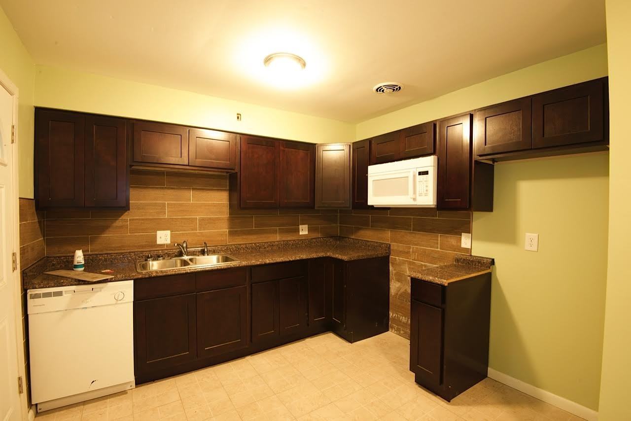 2954 Aquadale Ln - Photo 3 of 3