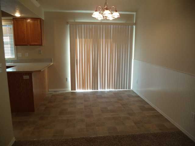 5217 N Forbes Ave - Photo 3 of 14