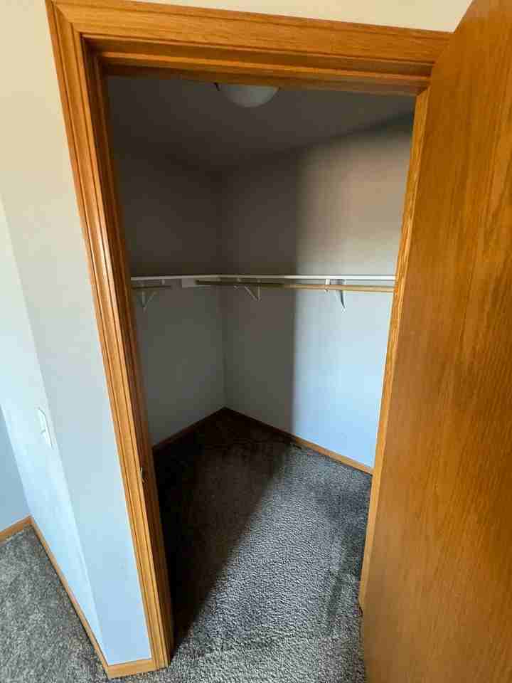 Fairhaven Court Apartments - Photo 6 of 20