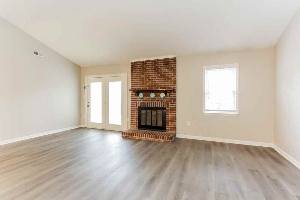 9616 Kent Village Dr - Photo 5 of 15