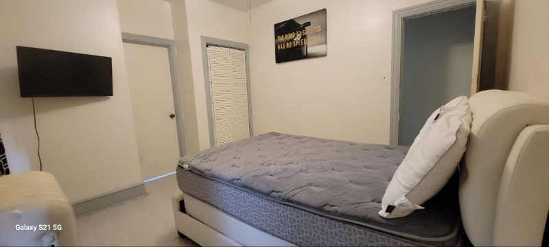 351 S 5th St #2 - Photo 2 of 9