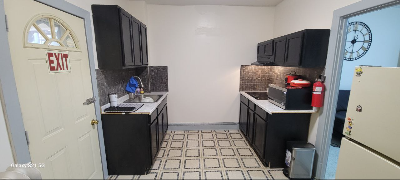 351 S 5th St #2 - Photo 3 of 9