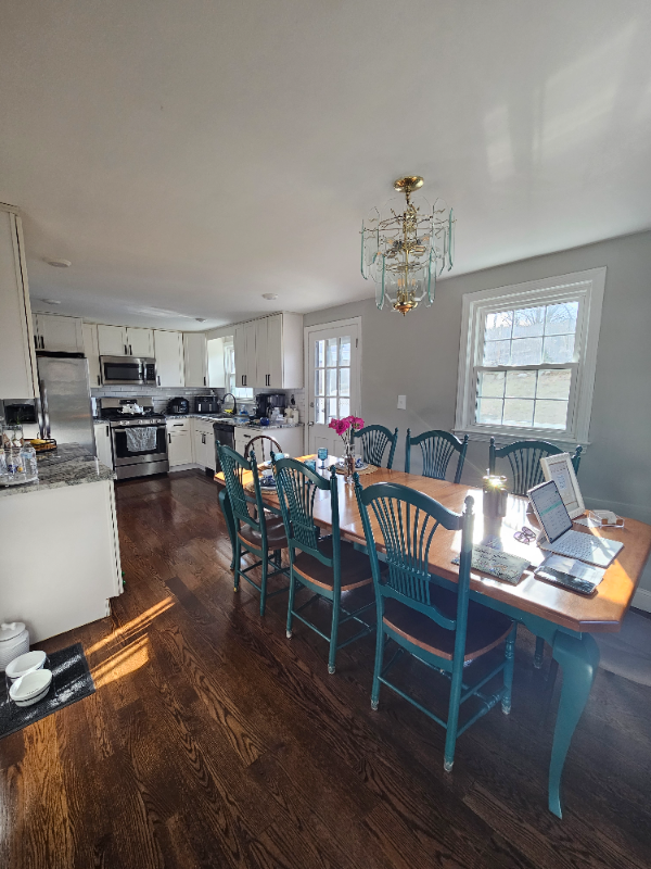 8 Lee St - Photo 5 of 20