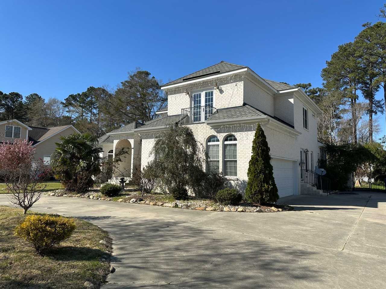 414 Crown Dr - Photo 2 of 30