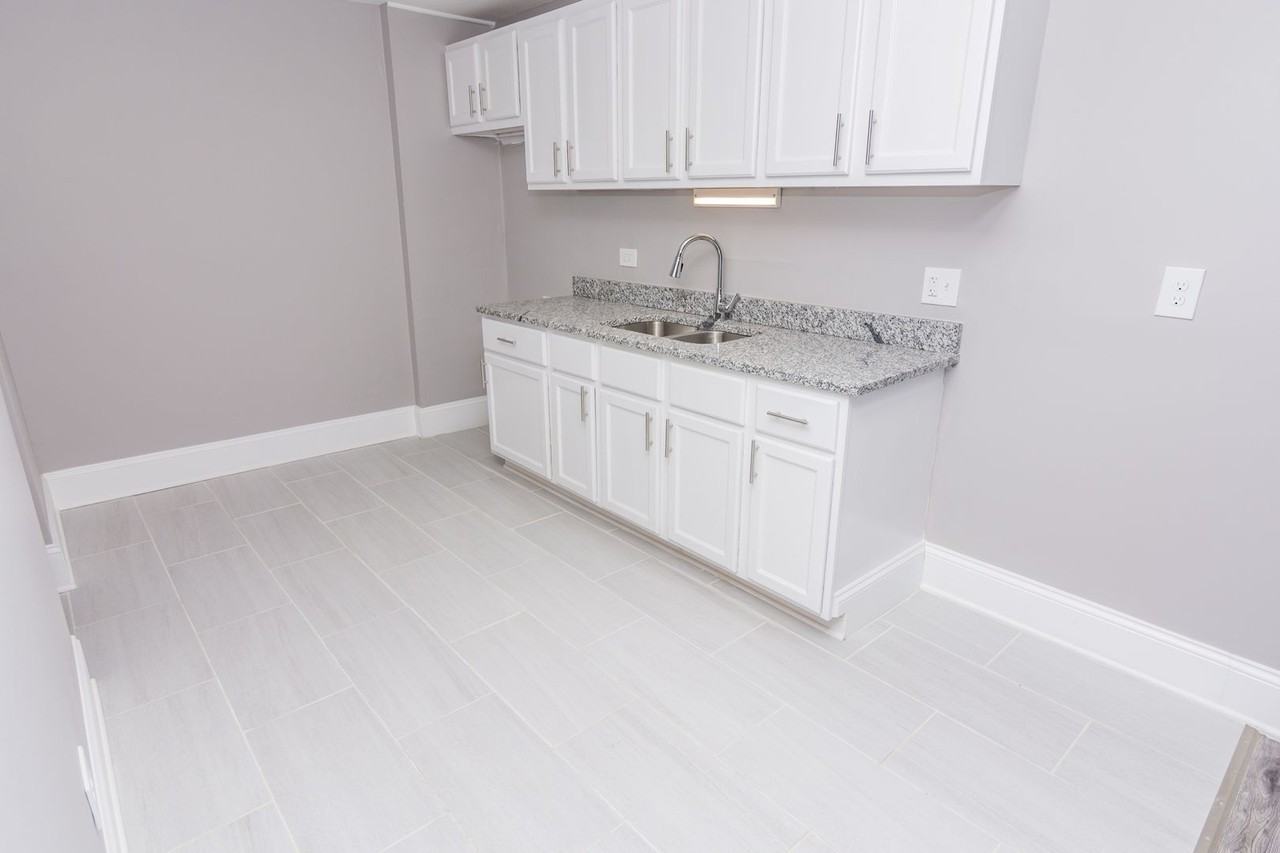 7600 S. Stewart Ave - Photo 3 of 6