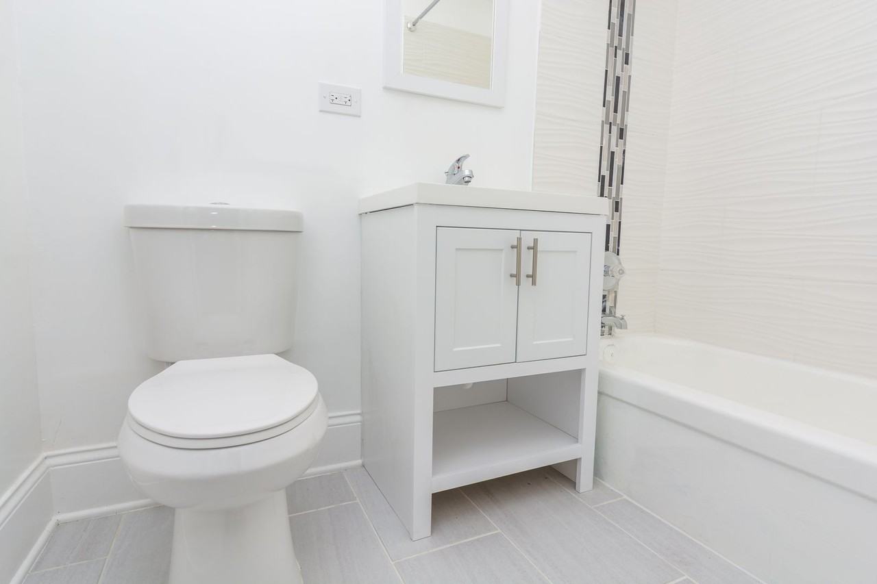 7600 S. Stewart Ave - Photo 4 of 6