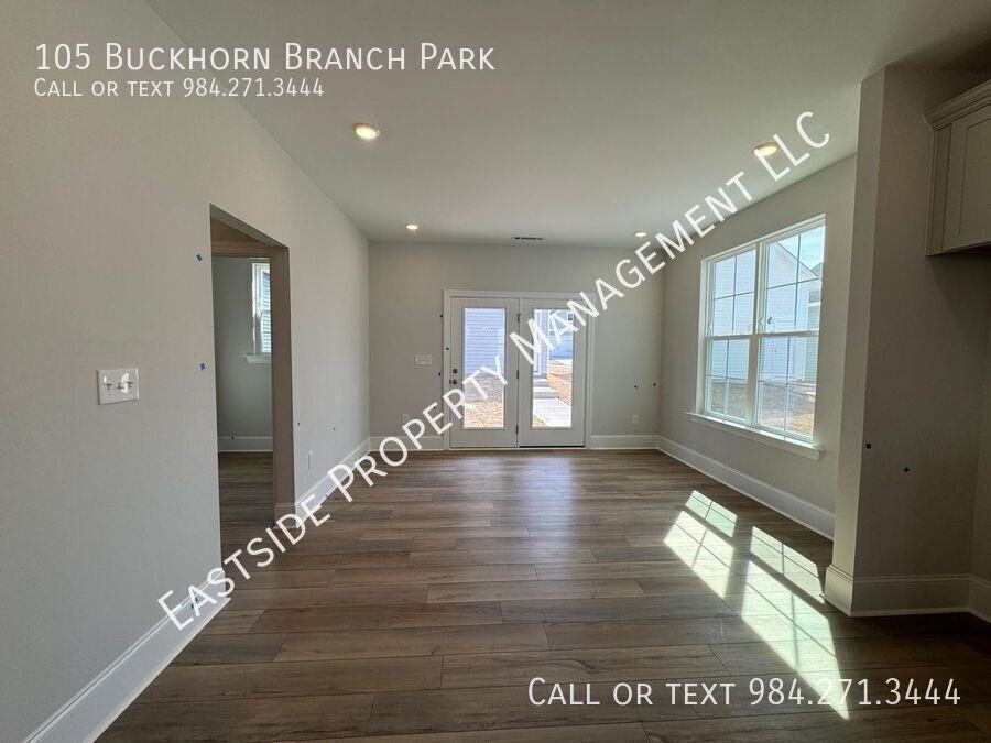 105 Buckhorn Branch Park - Photo 2 of 18