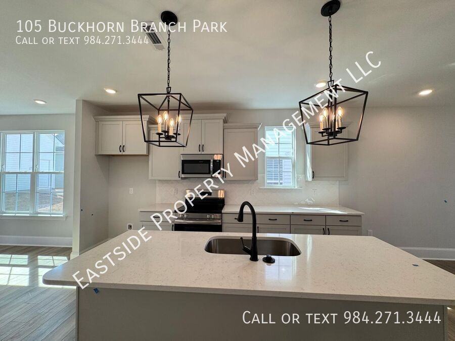 105 Buckhorn Branch Park - Photo 3 of 18