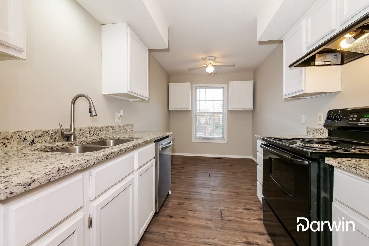 3416 Nw 71st Ter - Photo 3 of 15