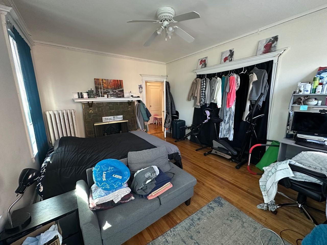 1277 Commonwealth Ave - Photo 4 of 23