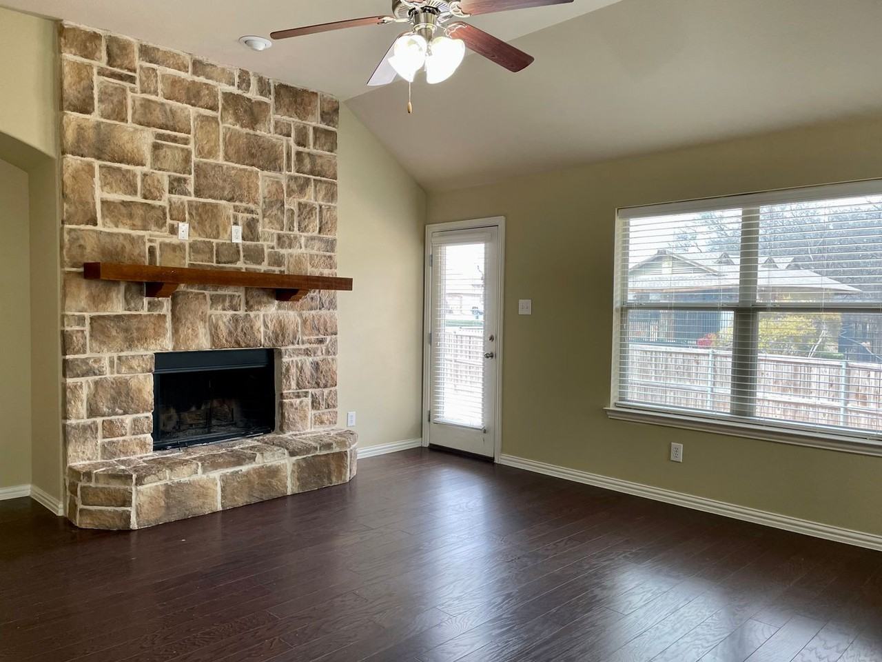 605 Knollwood Trail Ct - Photo 5 of 13