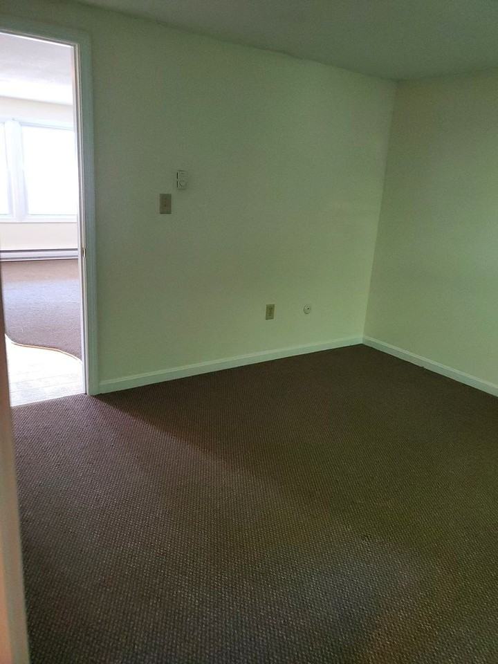 10 Maple Street - Photo 5 of 12