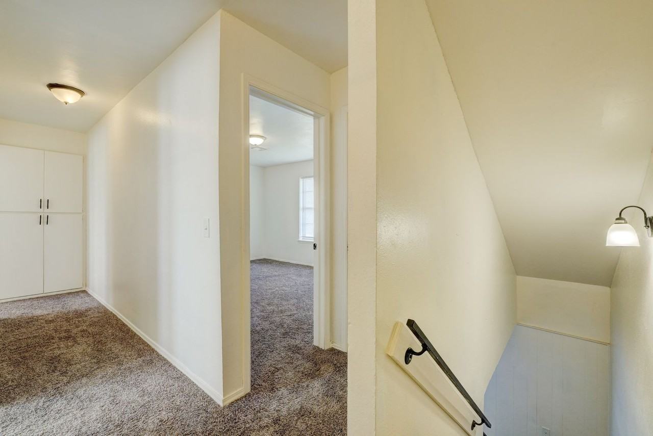 8514 Candlewood Dr - Photo 3 of 39