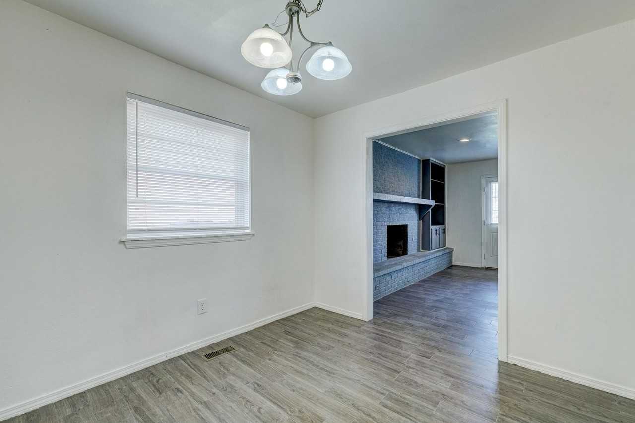 8514 Candlewood Dr - Photo 5 of 41