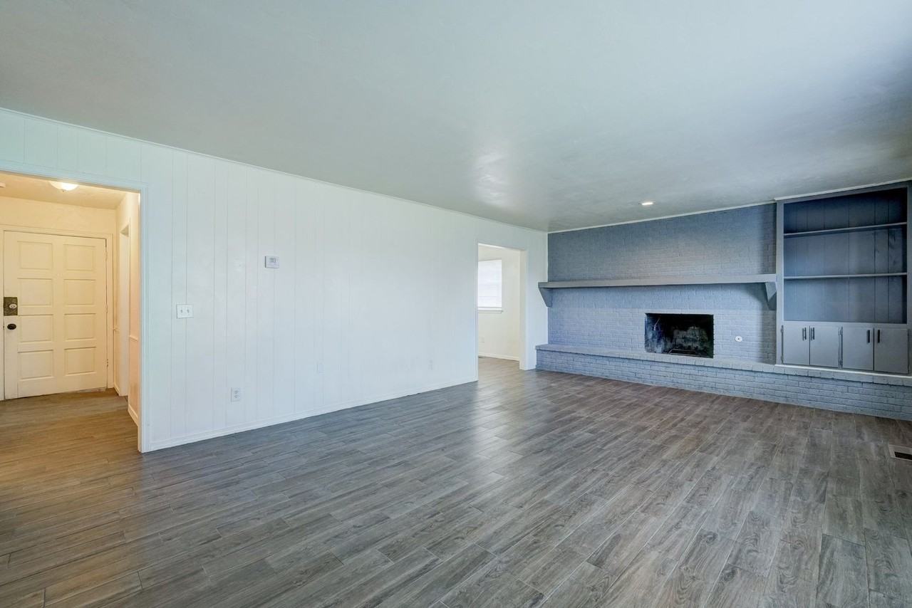 8514 Candlewood Dr - Photo 6 of 41