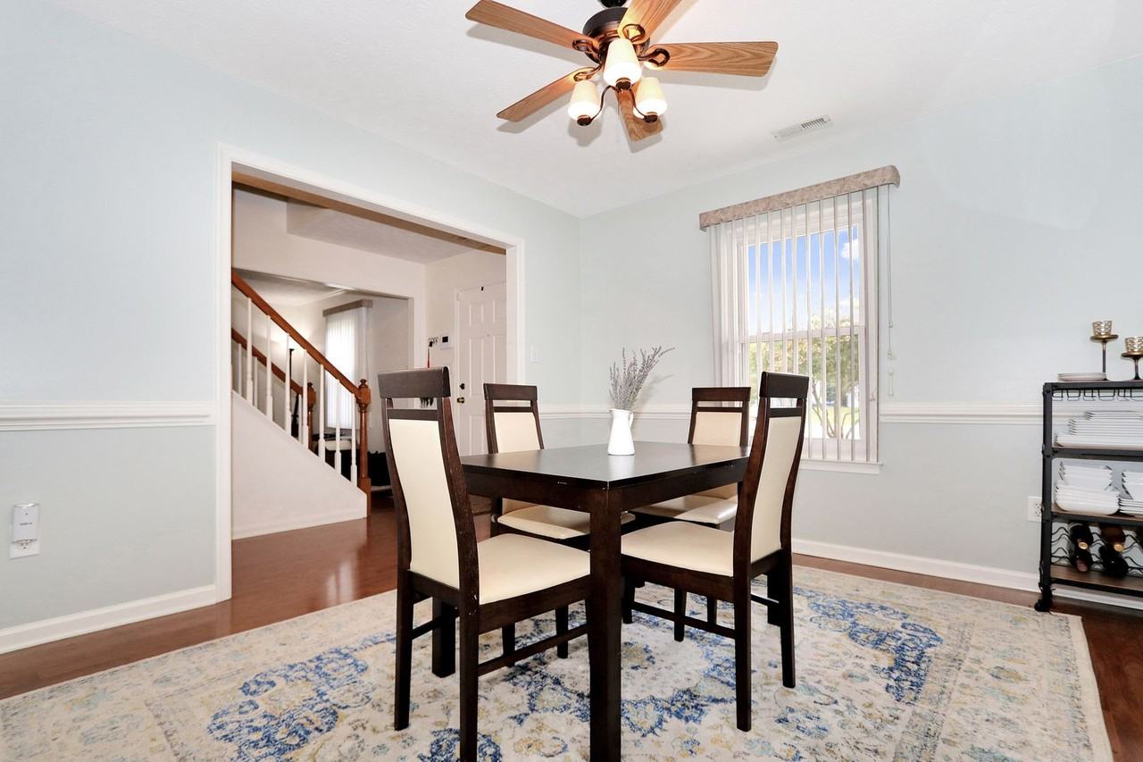 304 Charity Ln - Photo 5 of 31