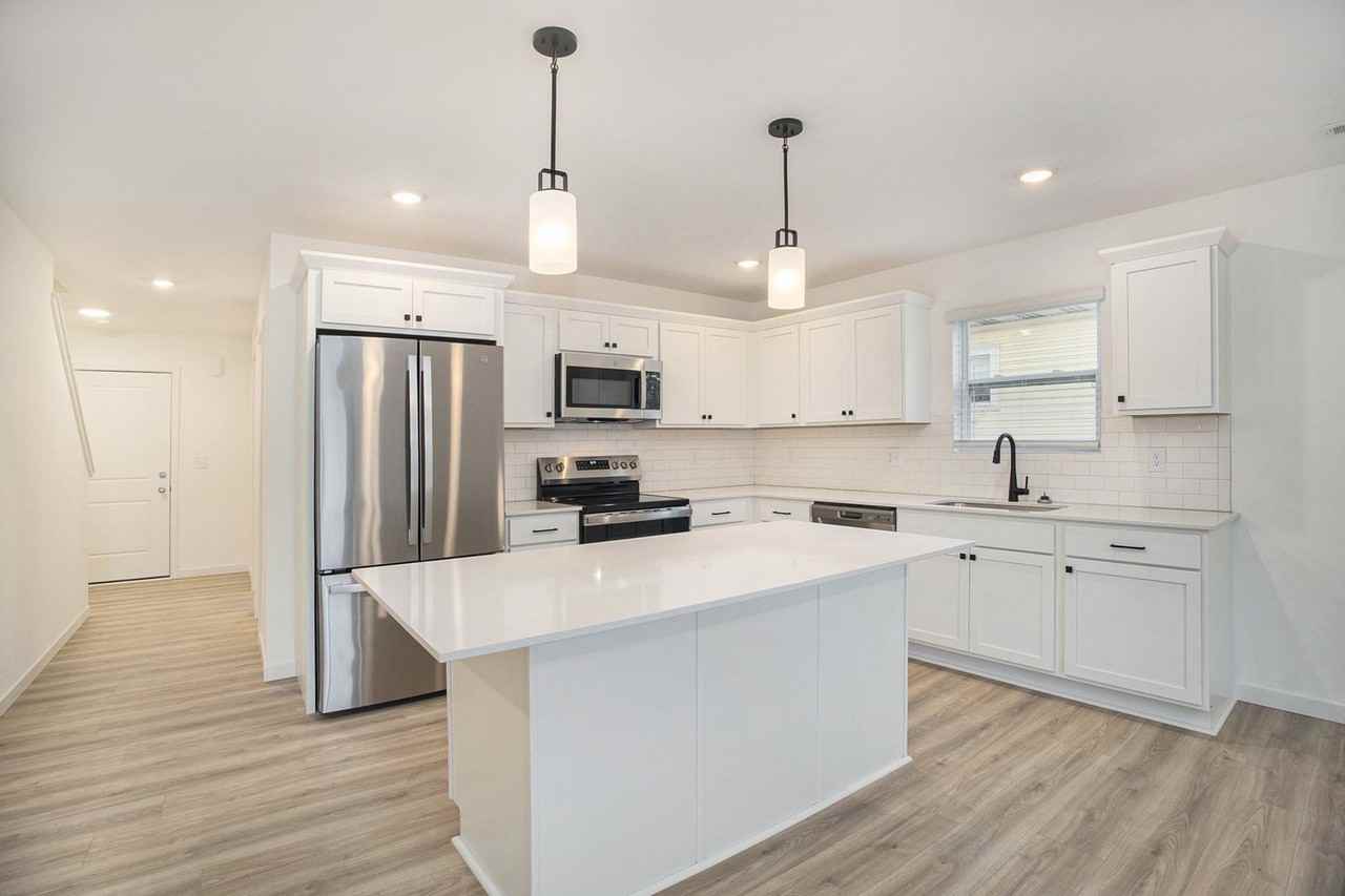 714 N 5th St - Photo 2 of 25